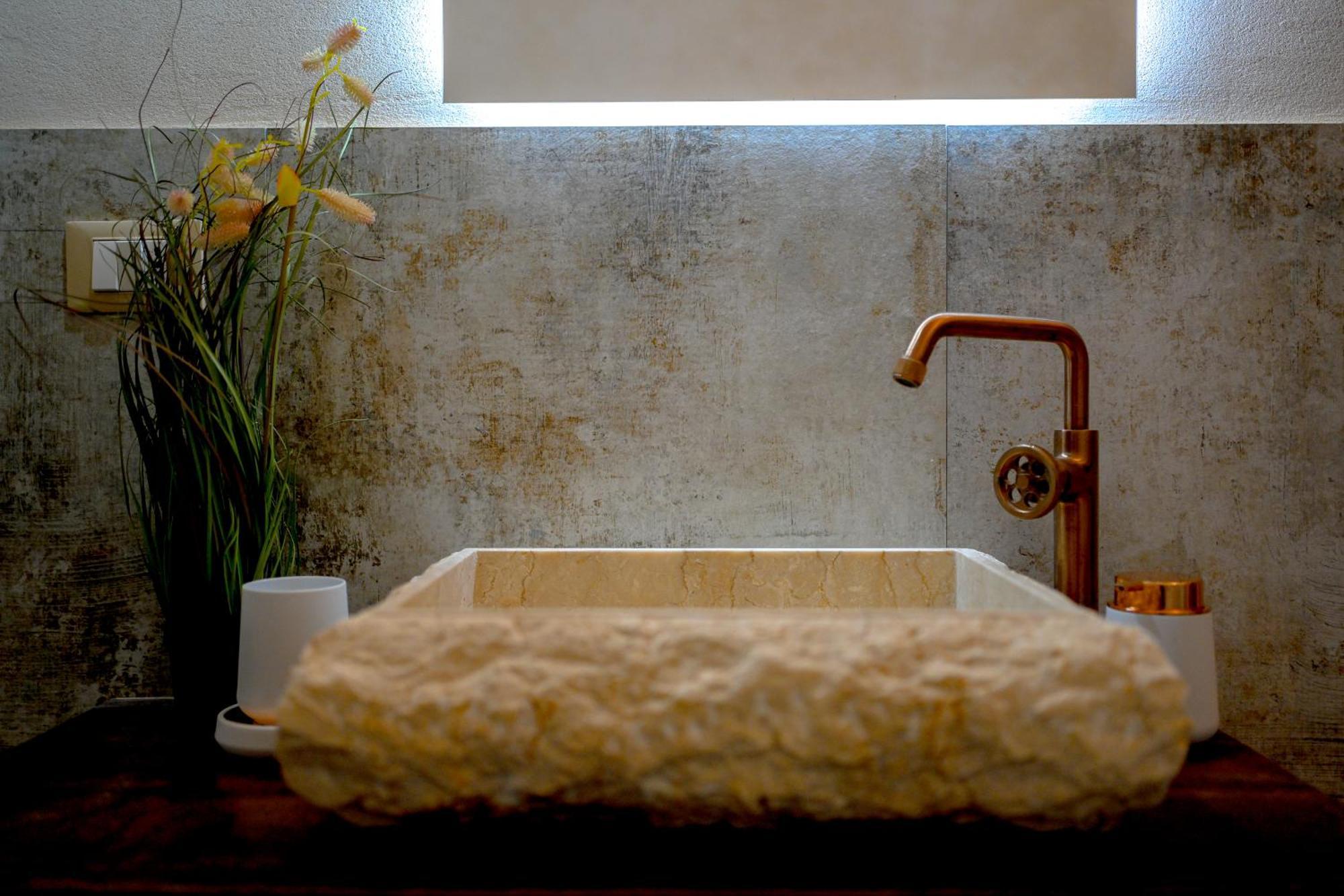 La Grotta, Luxury Suite & Spa Noto Exteriör bild