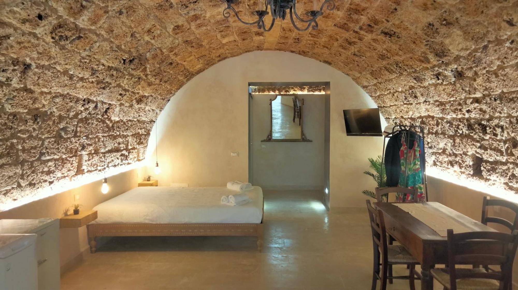La Grotta, Luxury Suite & Spa Noto Exteriör bild